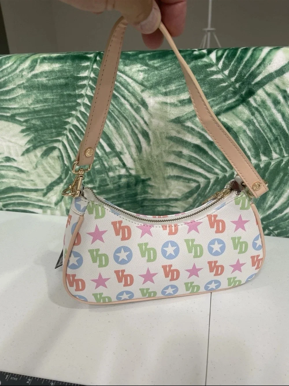 Von Dutch compact von